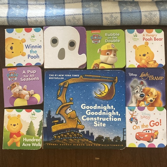 Baby books - Picture 2 of 5